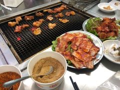 -邛海景风特色火盆烧烤店·烤串(月色风情小镇店)