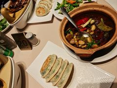 -八府香鸭·啫啫煲(华山路店)