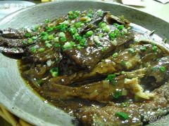 红焖海杂鱼28元-李氏八大件老菜馆(万宝街店)