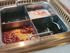 -巴渝瓦肆重庆鲜火锅(宝龙环湖店)