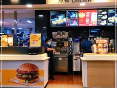 -麦当劳(新华路步步高店)