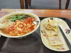 -禾诗夜市大饼油条(松江店)