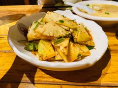 菠萝芒果拌苦瓜-老滇山寨•云南特色菜•地方菜•民族风情歌舞表演(金碧店)