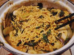 -小蛮椒麻辣烫·麻辣拌(青浦宝龙店)
