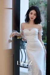 -Renee芮亦婚纱(原丽莎)