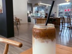 椰汁奶咖-A30 BISTRO