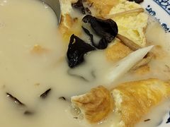 -梅龙镇酒家(南京西路总店)