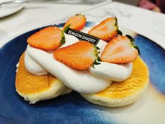 草莓舒芙蕾-BONBON BAKERY