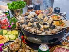 -围炉肉舍•炭烤活鳗•丹东海鲜烤肉(步行街店)