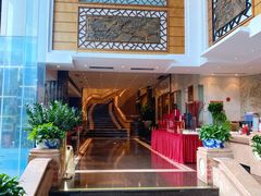 -凤凰楼酒家·粤宴点心(华强北店)