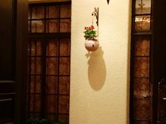 -东方明珠老上海8号餐厅