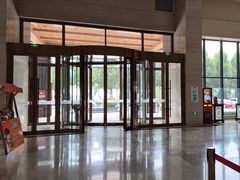 -兴芮温泉度假区