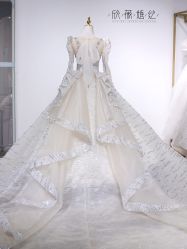 -欣薇婚纱(新源乐汇城店)