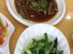 -鹏城人家海鲜酒家·23年老字号(较场尾店)