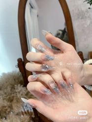 -UGIRL有个美甲