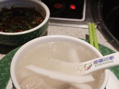-润园四季椰子鸡火锅(海上世界店)