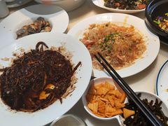 -大城小院饭店(博隆广场虹桥店)