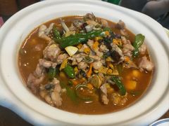 紫苏牛蛙锅-铭厨特色家常菜(金色溪泉湾店)