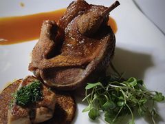 碳烤乳鸽，甜豆，旱金莲醋汁-Jean Georges
