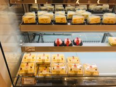 -昆明冠生园·蛋糕·面包(朗悦湾店)