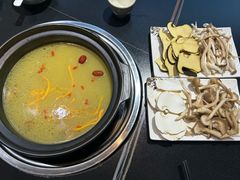 -野菌皇海景野生菌火锅(滨海大道店)