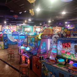 点击看大图 -卡通尼乐园(银泰店)