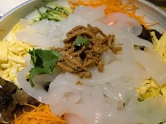 东北大拉皮-小镇大厨新概念复合中餐厅(万达广场大连高新店)