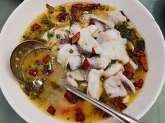 酸菜鱼-东江渔村(皇悦店)