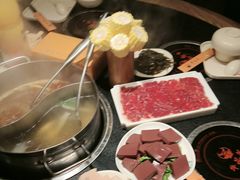 -牛品荟牛肉火锅(新城广场店)
