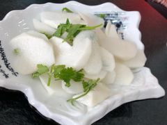 -撒拉人家.酸菜牦牛肉火锅