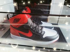 -Air Jordan(世贸天阶店)