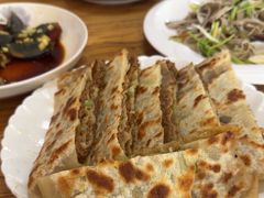 -溢心园香河肉饼总店