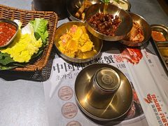 -草家酱蟹炭火烤肉店(珲春南路一店)