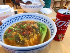 酸菜牛腩粉-三两粉(石厦时代广场店)