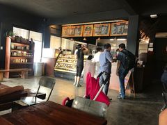 -Cha Café and Bistro