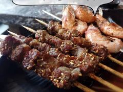 -啊美丽炭火烤肉(滑翔一店)