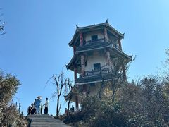 -梅岭月亮湾山体公园