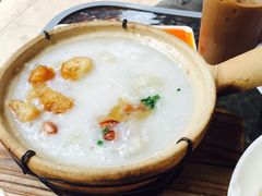 -新大咀港式茶餐厅(宝山万达店)