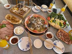 -阿婆情腊排骨火锅(金虹路店)