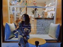 -Line 咖啡(石厦花园店)