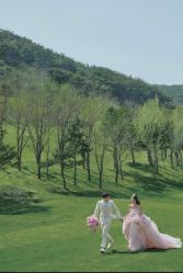 -喜爱高定婚纱摄影