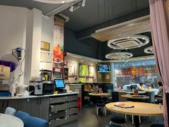 -滋味满屋美食坊(上海街店)