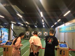 -莱茵体育生活馆