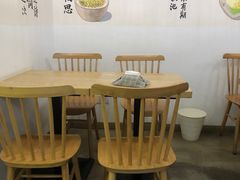 用餐区-正南齐北·老街糯米团(洪崖洞店)