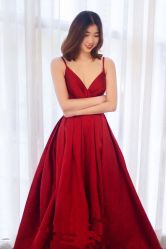 -Lady  Jane高端婚纱礼服馆