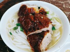 黑椒烧鸭粉-陈光记烧腊店(罗保博士街店)