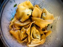 芹菜肉拌馄饨-大耳光馄饨(玫瑰天街店)