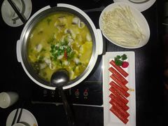 老坛酸菜鱼-严厨老坛酸菜鱼(吴江万宝店)
