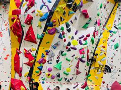 -问山MountQuest攀岩馆