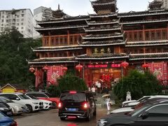 -亮欢寨酸汤鱼(沙冲路店)